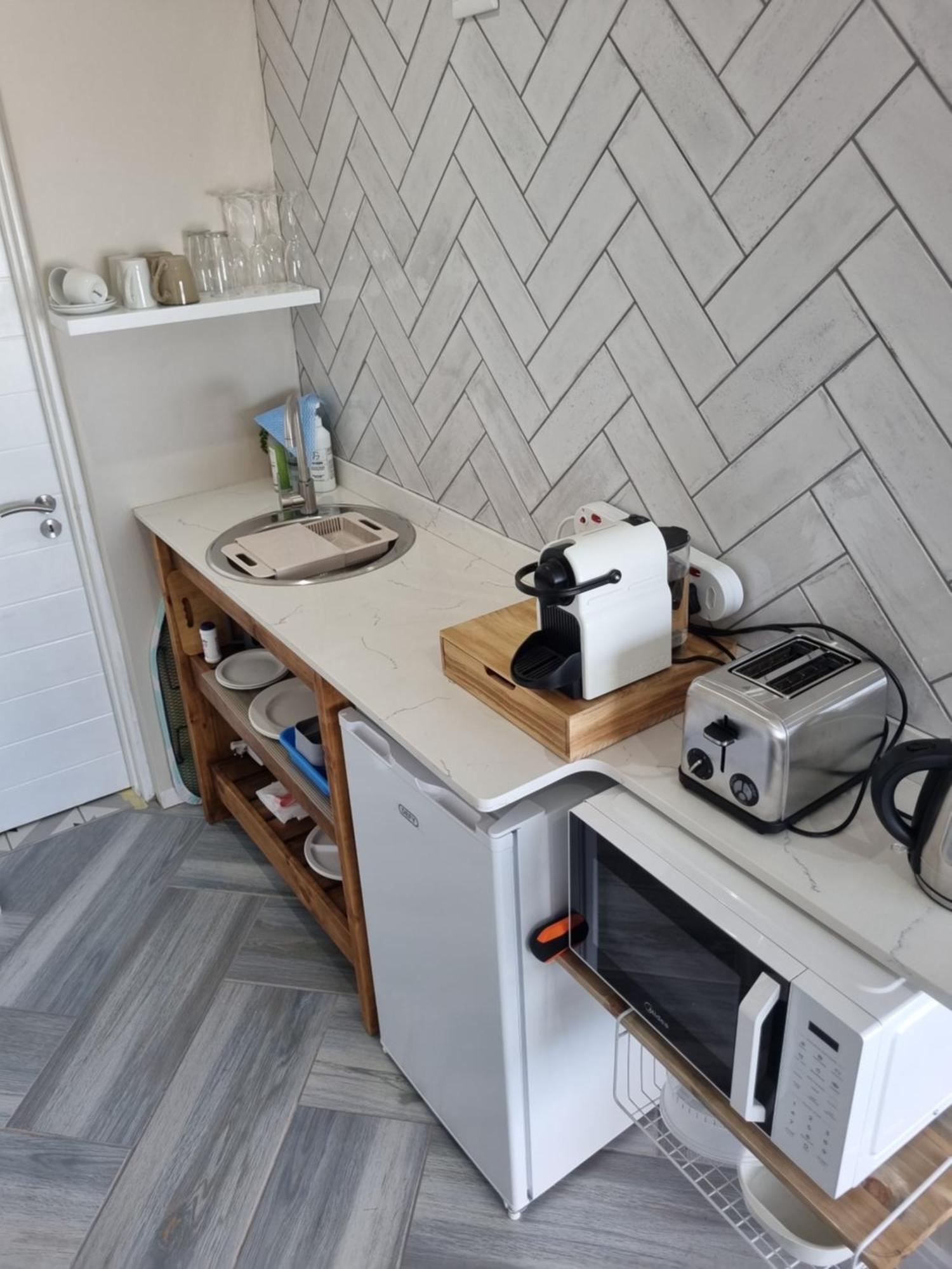 Pearl White Sands Glentana Exterior photo